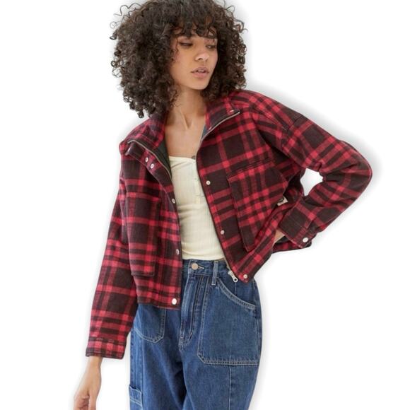 BDG Jackets & Blazers - Urban Outfitters BDG Cropped Plaid Shacket Black Red Flannel Boxy Jacket Small